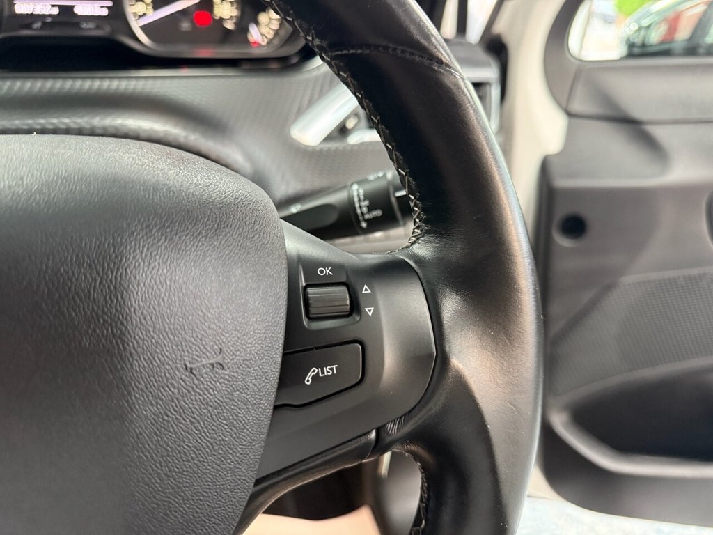 Used Peugeot 208 2019 for sale - 76776623: Photo 28