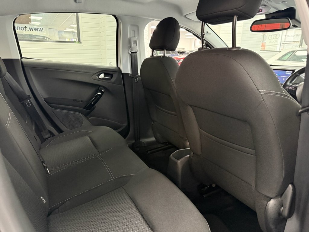 Used Peugeot 208 2019 for sale - 76776623: Photo 3