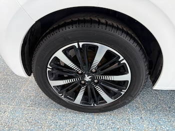 Used Peugeot 208 2019 for sale - 76776623: Photo