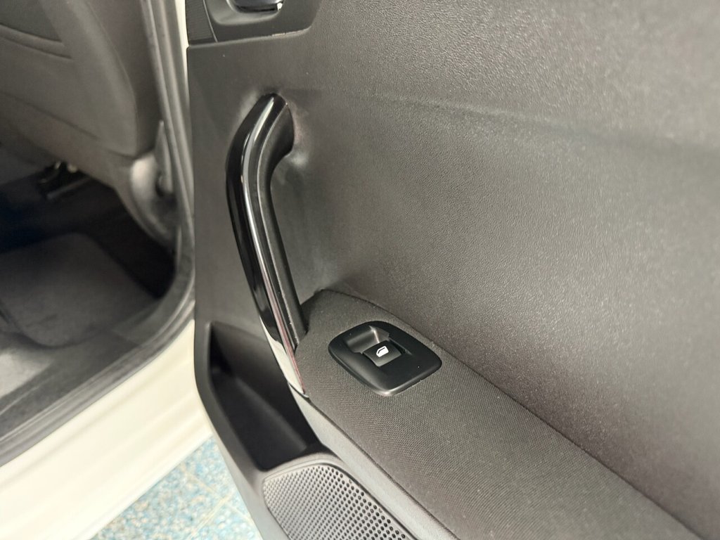 Used Peugeot 208 2019 for sale - 76776623: Photo 8