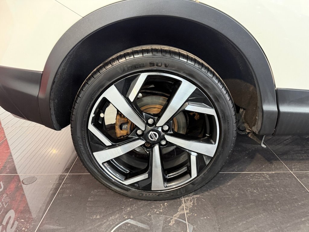 Used Nissan Qashqai 2018 for sale - 77850329: Photo 3