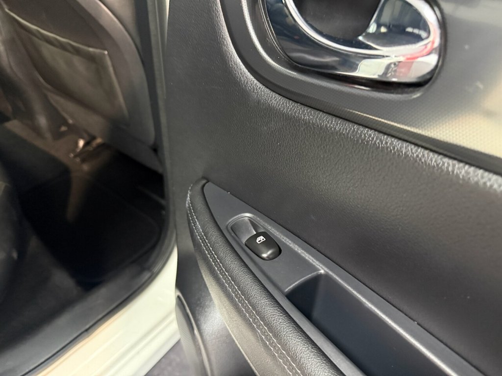 Used Nissan Qashqai 2018 for sale - 77850329: Photo 6