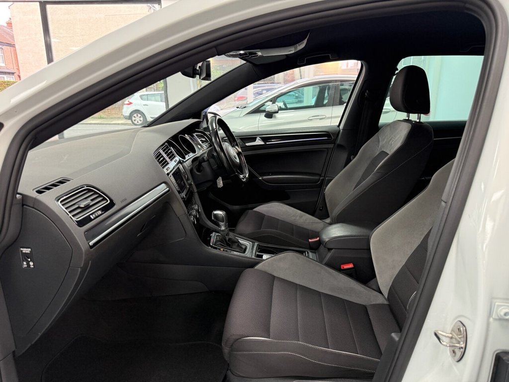 Used Volkswagen Golf 2016 for sale - 76776701: Photo 14