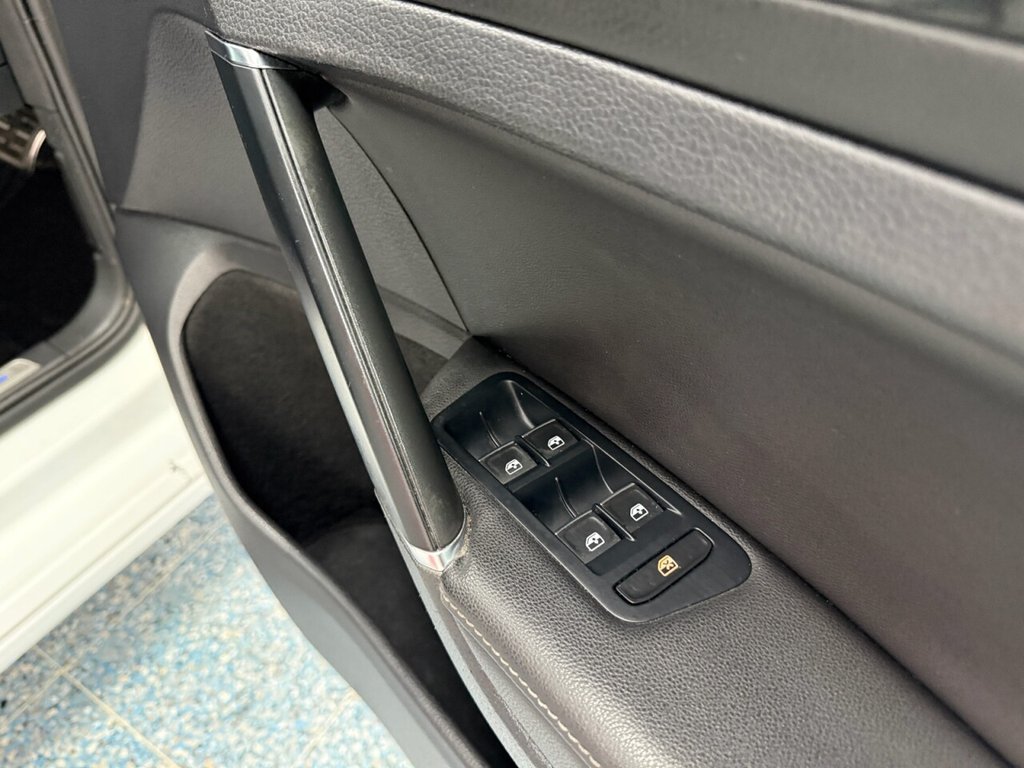 Used Volkswagen Golf 2016 for sale - 76776701: Photo 23