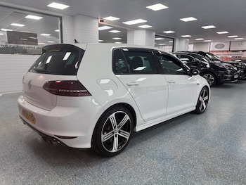 Used Volkswagen Golf 2016 for sale - 76776701: Photo