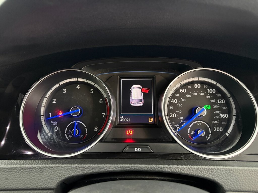 Used Volkswagen Golf 2016 for sale - 76776701: Photo 30