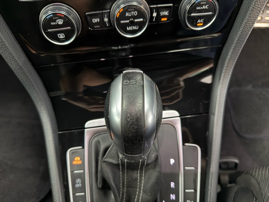 Used Volkswagen Golf 2016 for sale - 76776701: Photo 43