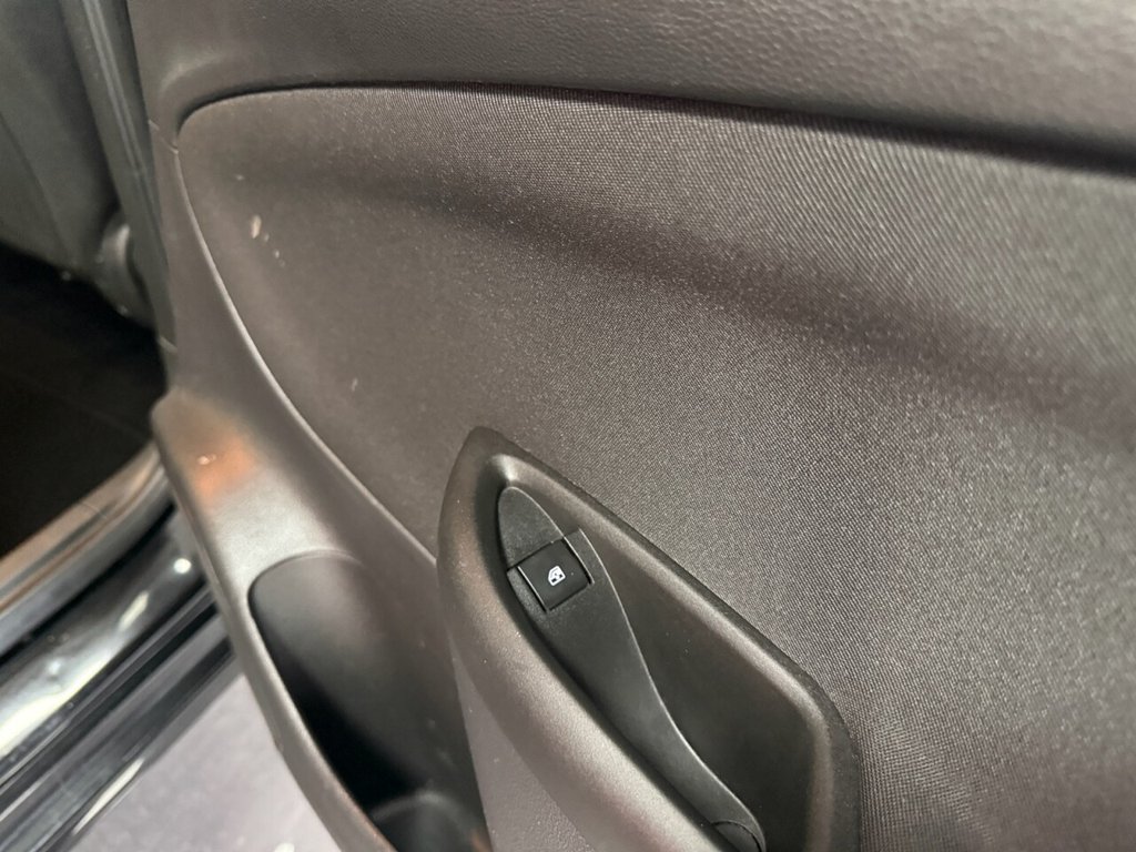 Used Vauxhall Astra 2018 for sale - 77891037: Photo 6