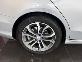 Used Mercedes-Benz C Class 2017 for sale - 79804732: Photo