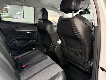 Used Peugeot 3008 2018 for sale - 76973783: Photo