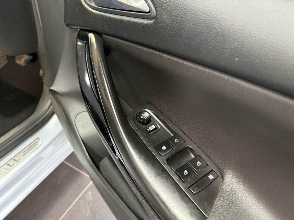 Used Vauxhall Astra 2017 for sale - 77806158: Photo 25