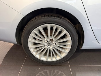 Used Vauxhall Astra 2017 for sale - 77806158: Photo