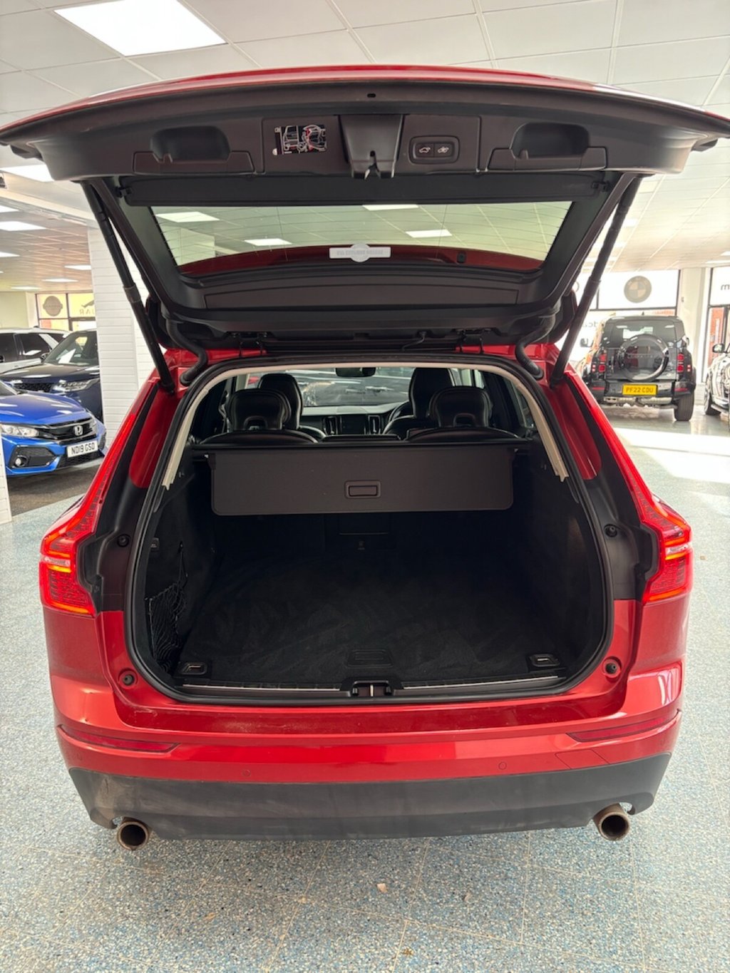 Used Volvo XC60 2019 for sale - 76776630: Photo 24