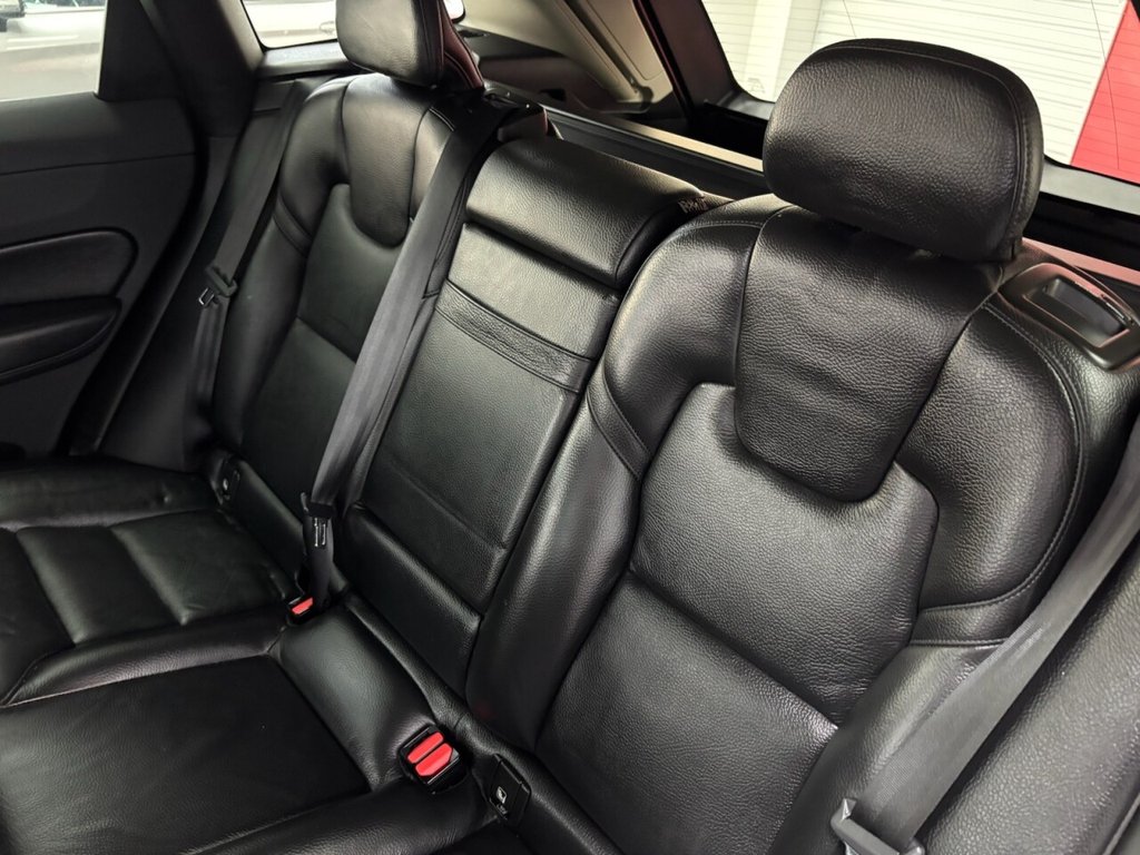 Used Volvo XC60 2019 for sale - 76776630: Photo 40