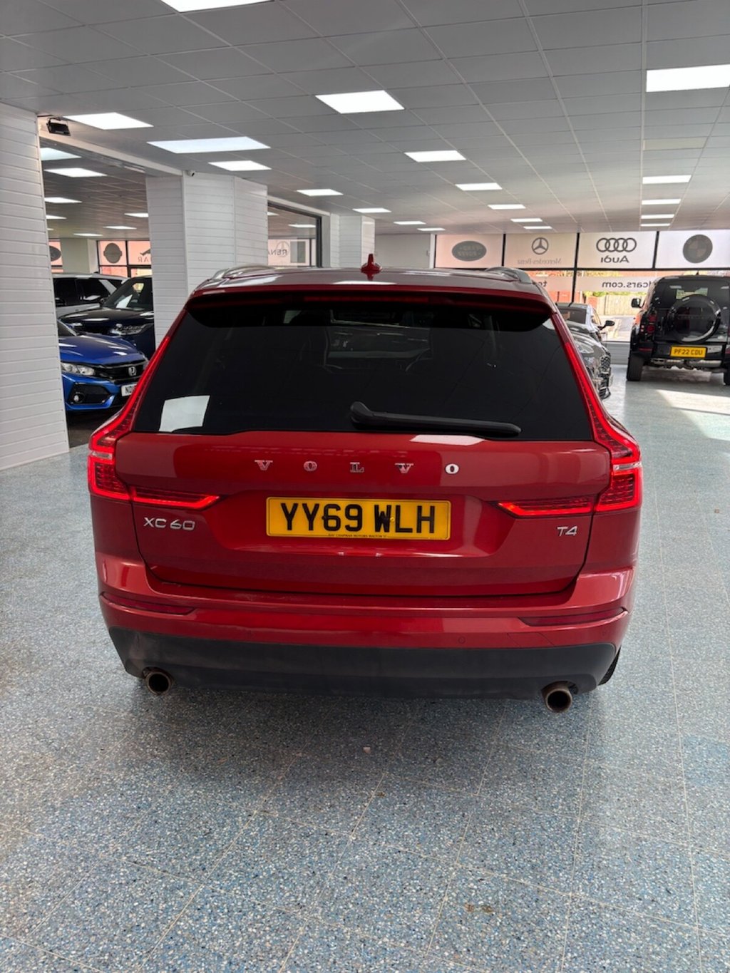 Used Volvo XC60 2019 for sale - 76776630: Photo 5