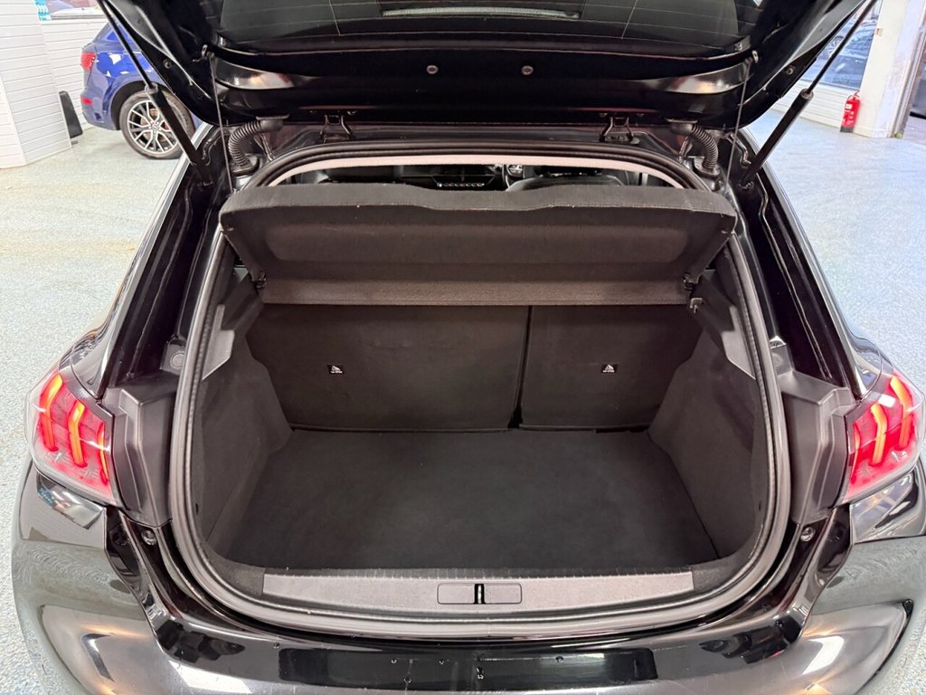 Used Peugeot 208 2020 for sale - 77507853: Photo 9