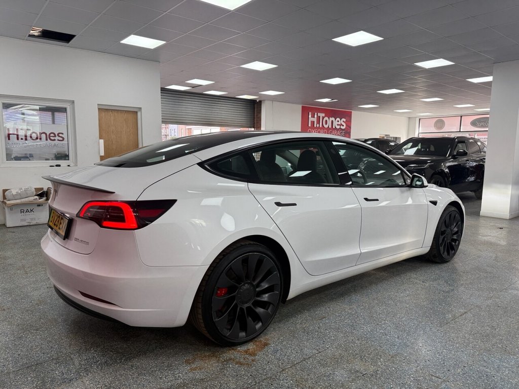 Used Tesla Model 3 2023 for sale - 77734123: Photo 2