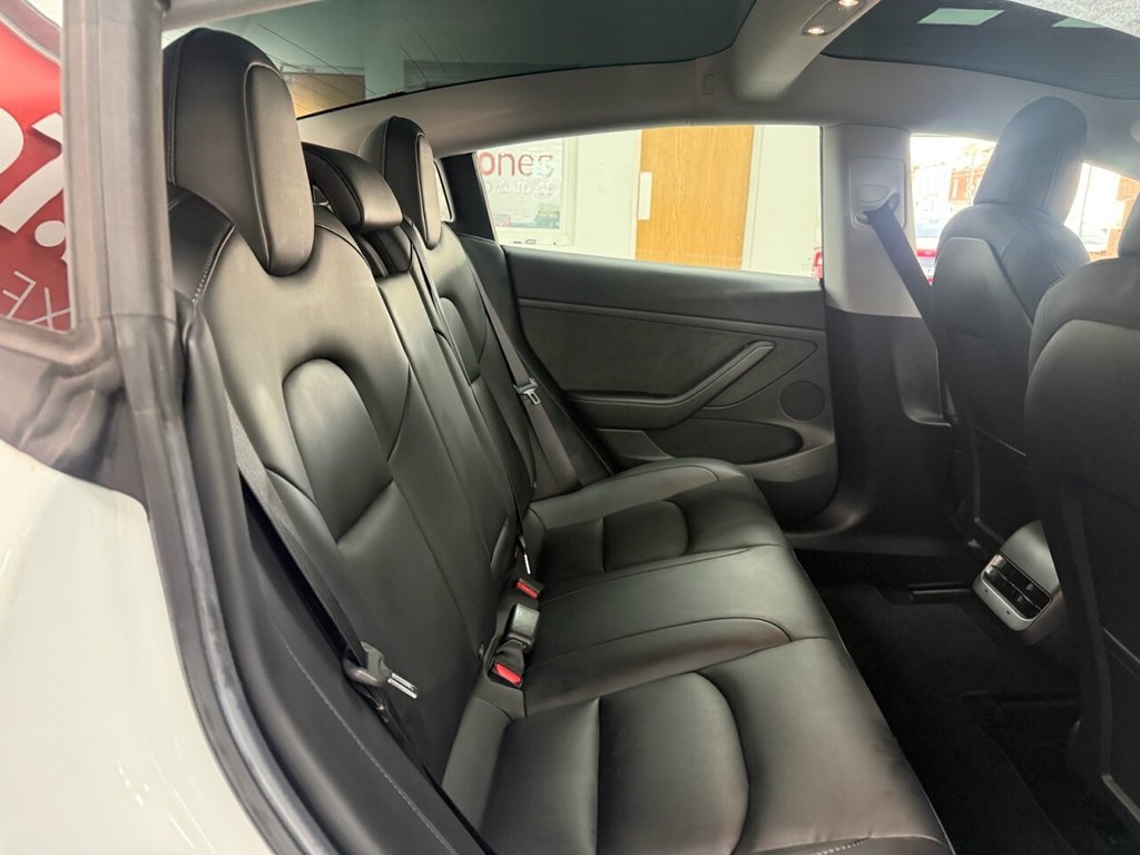 Used Tesla Model 3 2023 for sale - 77734123: Photo 3