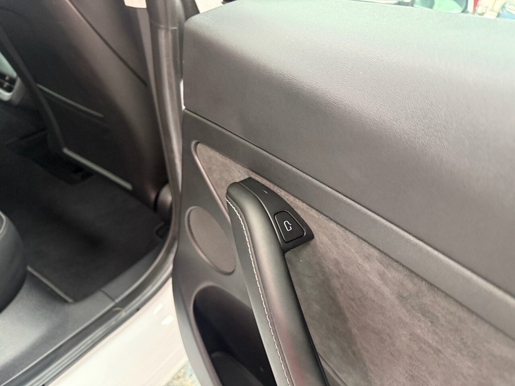 Used Tesla Model 3 2023 for sale - 77734123: Photo 6