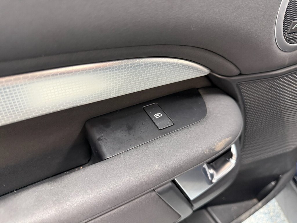 Used Land Rover Discovery 2019 for sale - 76776688: Photo 26