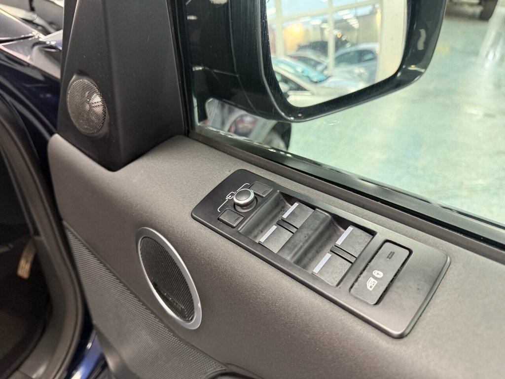 Used Land Rover Discovery 2019 for sale - 76776688: Photo 36