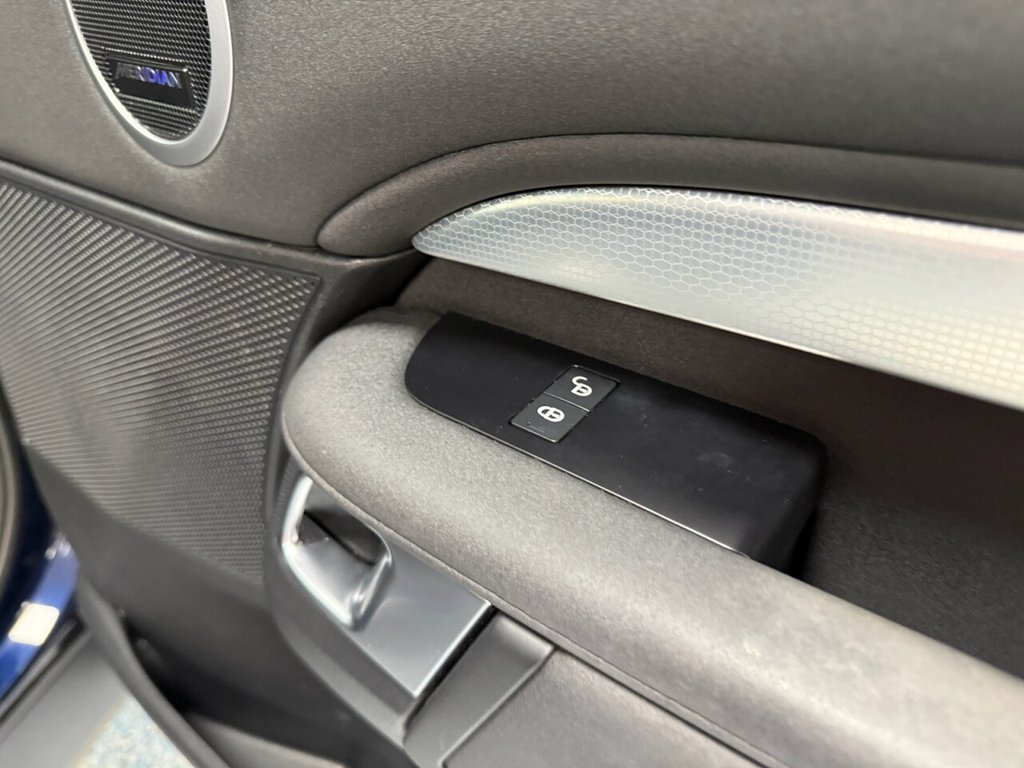 Used Land Rover Discovery 2019 for sale - 76776688: Photo 38