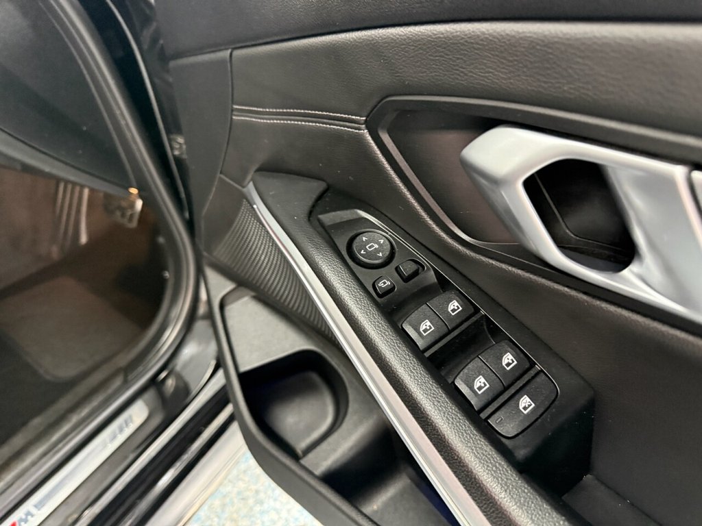 Used BMW 3 Series 2019 for sale - 76776556: Photo 26