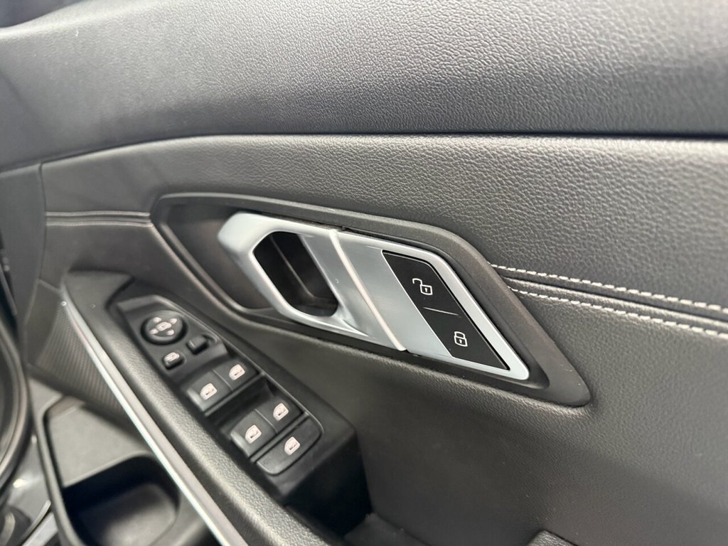 Used BMW 3 Series 2019 for sale - 76776556: Photo 27