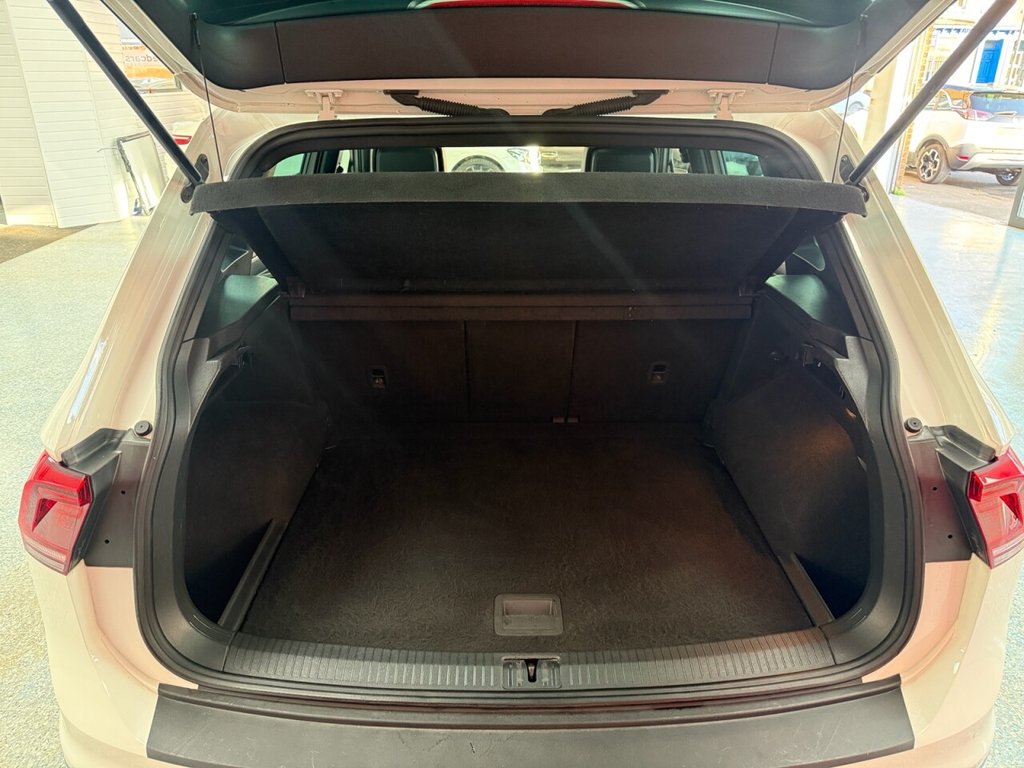 Used Volkswagen Tiguan 2017 for sale - 77080349: Photo 11