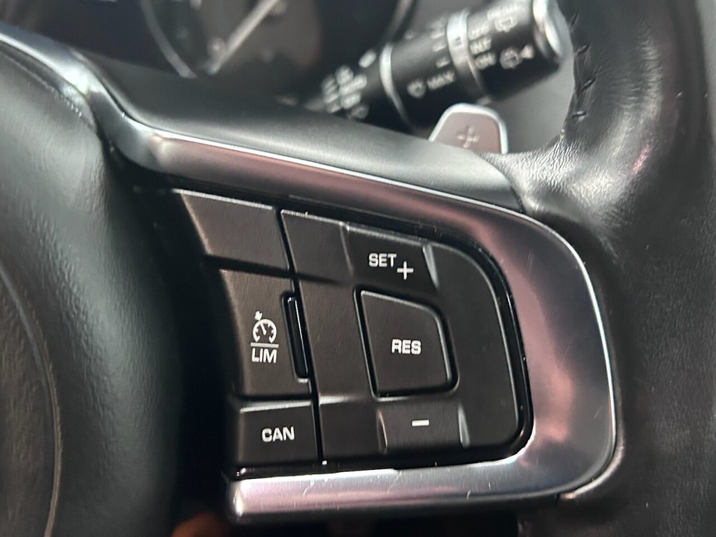 Used Jaguar F-Pace 2017 for sale - 77748283: Photo 31