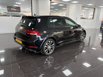 Used Volkswagen Golf 2018 for sale - 78919342: Photo