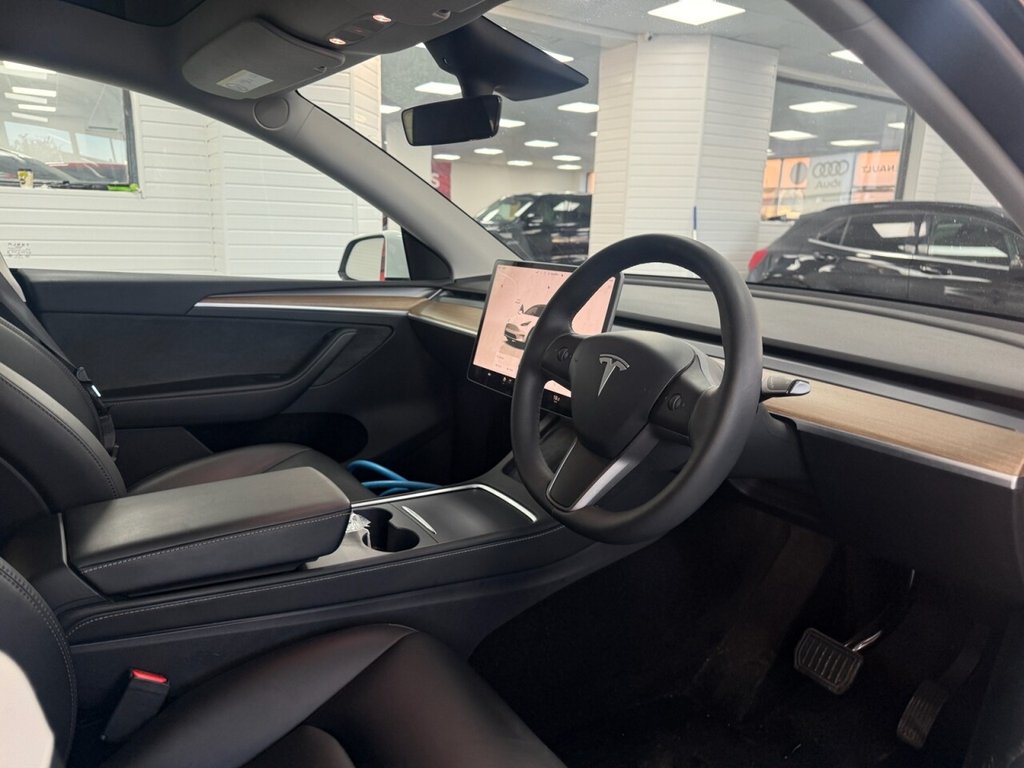 Used Tesla Model Y 2024 for sale - 76797998: Photo 30