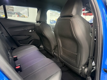 Used Peugeot 2008 2020 for sale - 77384002: Photo