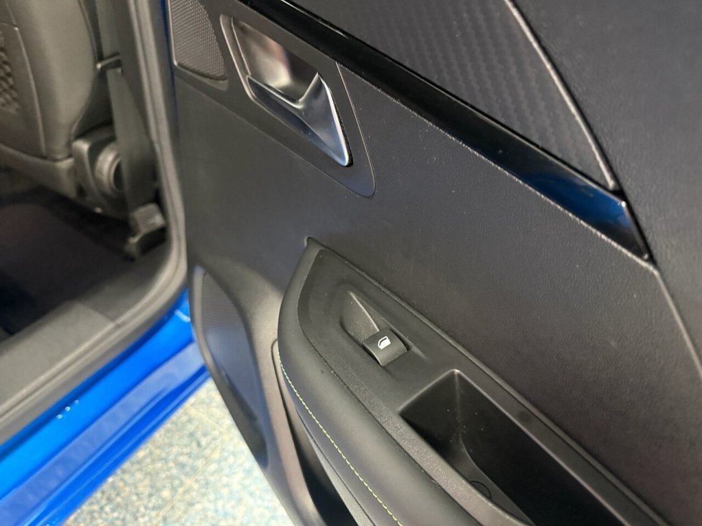 Used Peugeot 2008 2020 for sale - 77384002: Photo 6