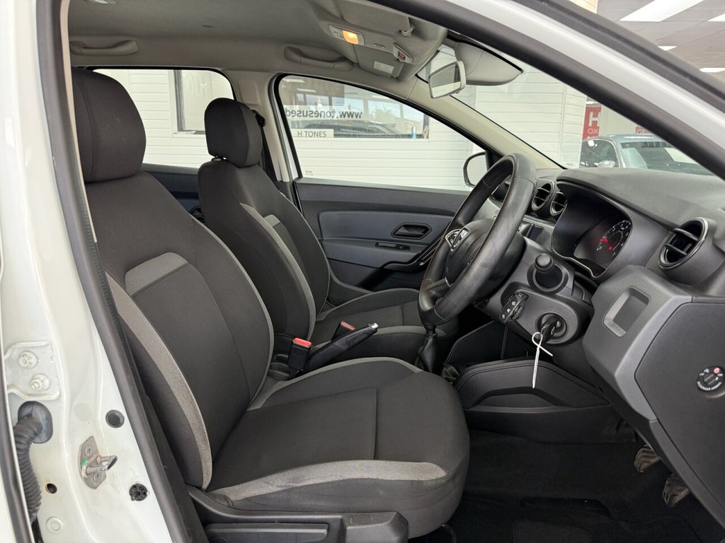 Used Dacia Duster 2018 for sale - 76776619: Photo 23