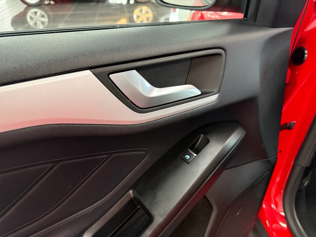 Used Ford Focus 2019 for sale - 78097207: Photo 14