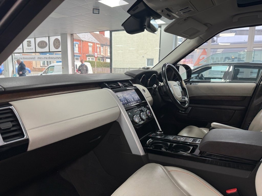 Used Land Rover Discovery 2017 for sale - 77806021: Photo 20