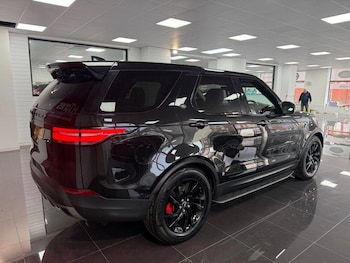 Used Land Rover Discovery 2017 for sale - 77806021: Photo