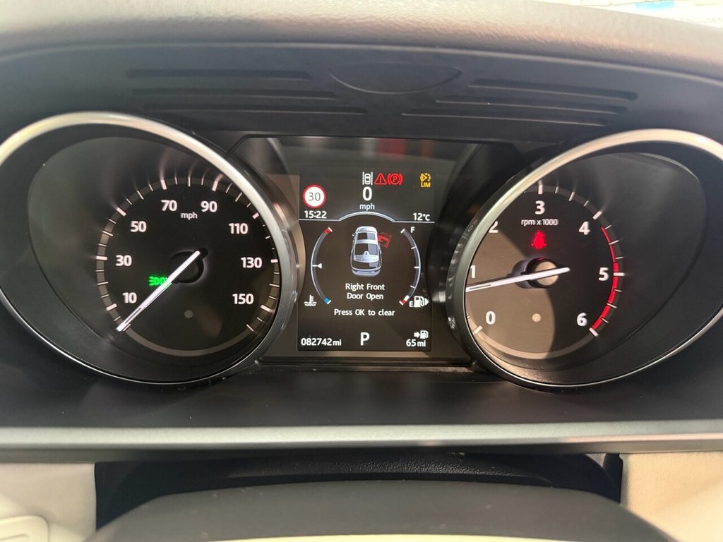 Used Land Rover Discovery 2017 for sale - 77806021: Photo 39