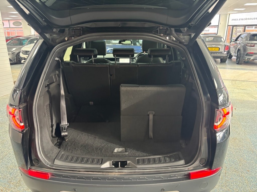Used Land Rover Discovery Sport 2019 for sale - 77276465: Photo 18