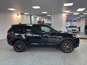 Used Land Rover Discovery Sport 2019 for sale - 77276465: Photo