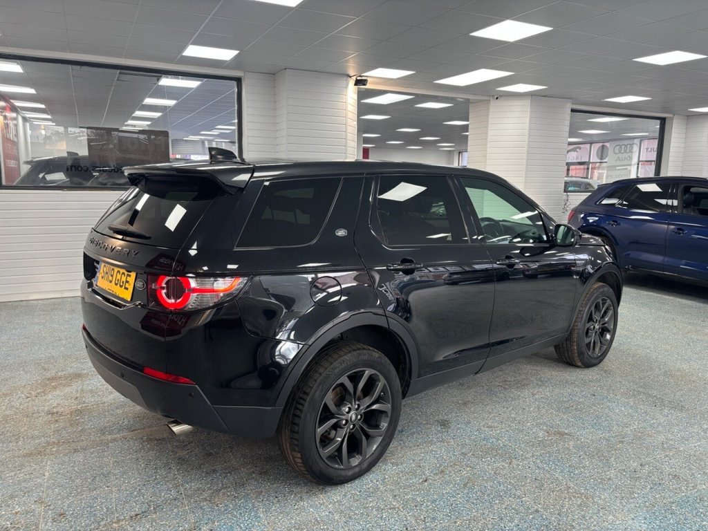 Used Land Rover Discovery Sport 2019 for sale - 77276465: Photo 4