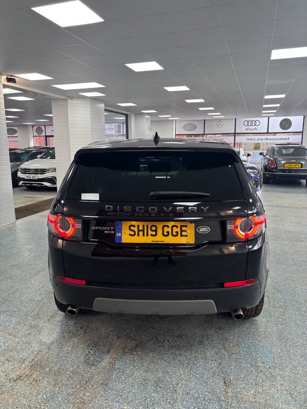 Used Land Rover Discovery Sport 2019 for sale - 77276465: Photo 5