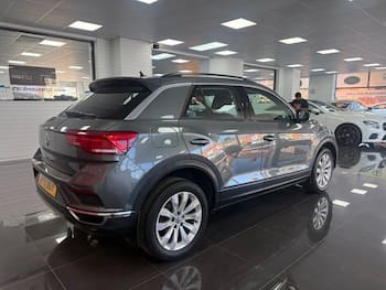 Used Volkswagen T-Roc 2019 for sale - 79334344: Photo
