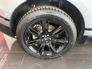 Used Land Rover Range Rover Velar 2022 for sale - 79155431: Photo