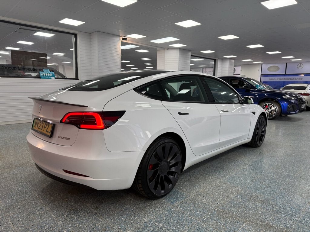 Used Tesla Model 3 2023 for sale - 77327903: Photo 2