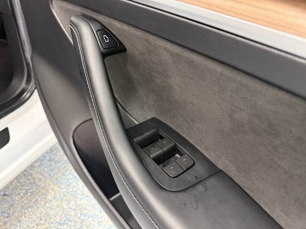 Used Tesla Model 3 2023 for sale - 77327903: Photo 27