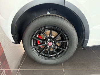 Used Jaguar E-Pace 2019 for sale - 79258879: Photo