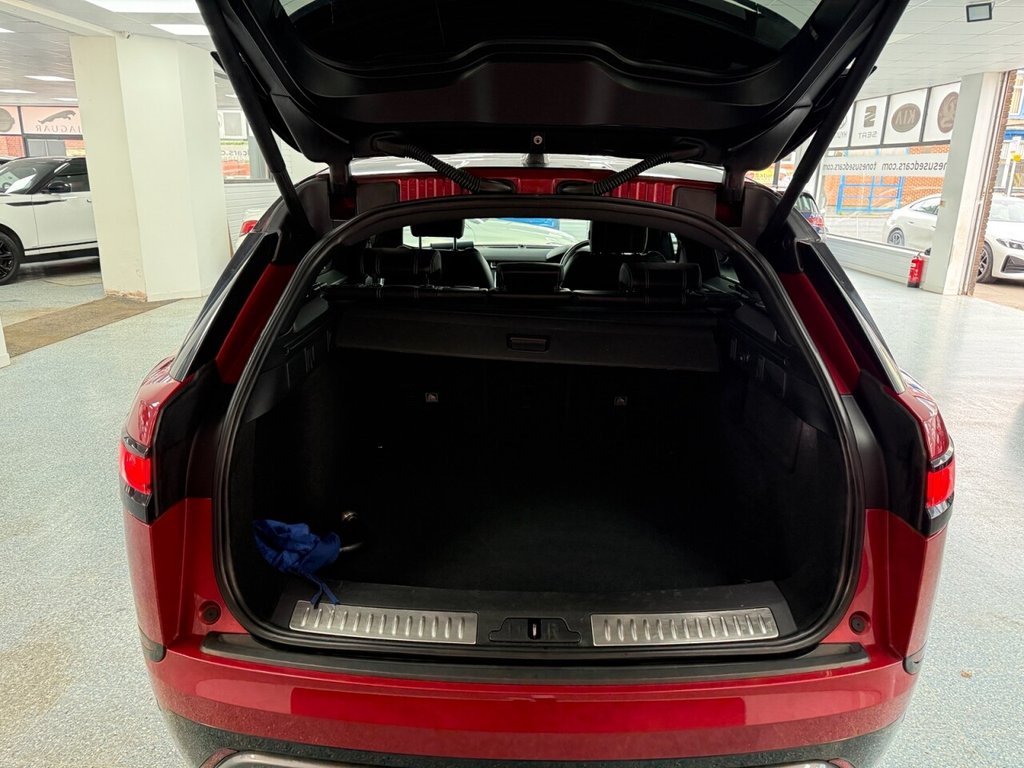 Used Land Rover Range Rover Velar 2018 for sale - 76776693: Photo 13