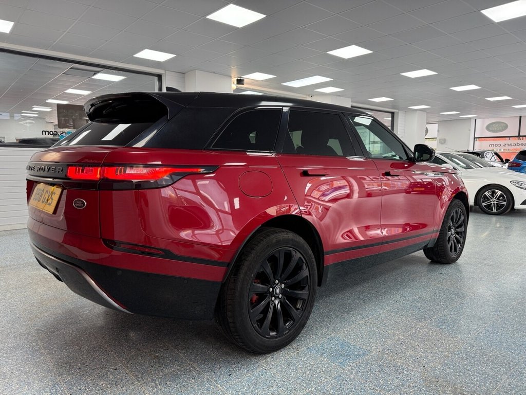 Used Land Rover Range Rover Velar 2018 for sale - 76776693: Photo 2